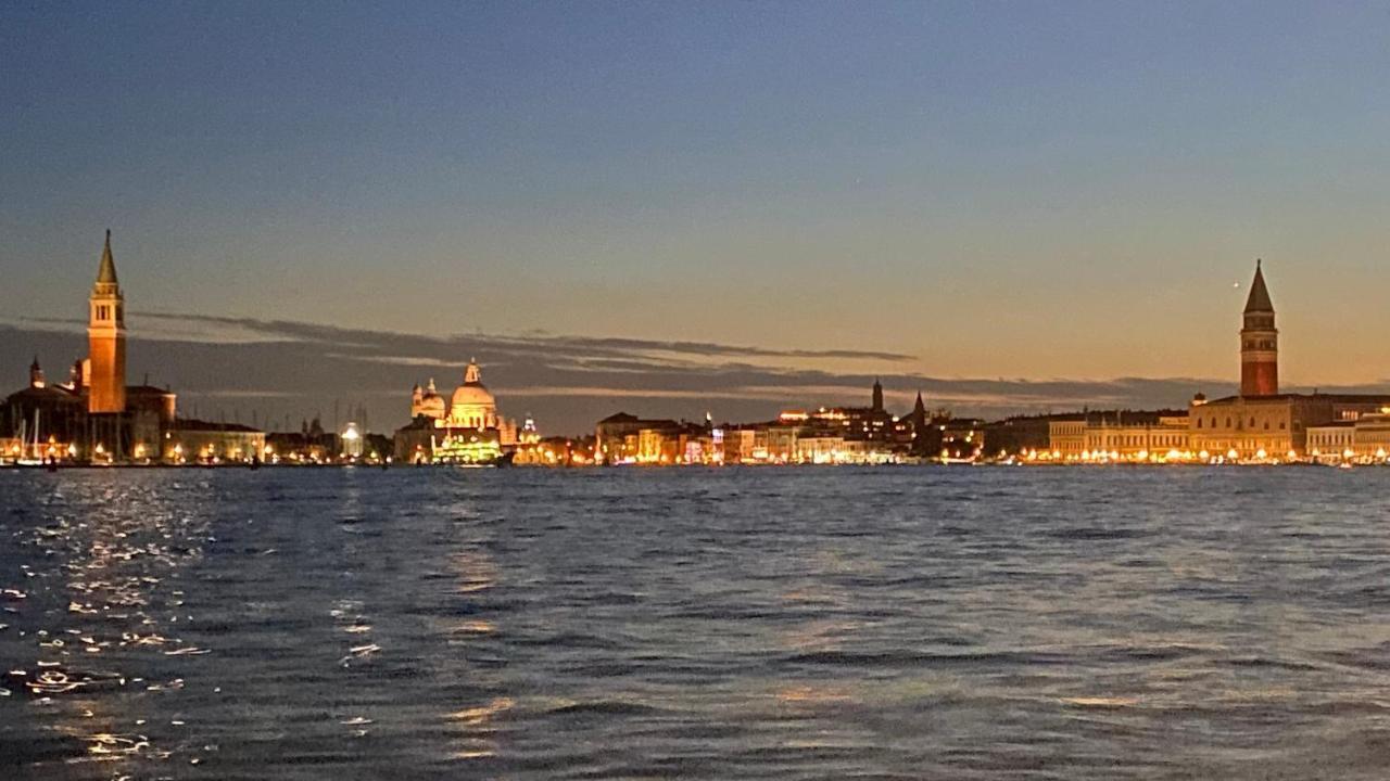 Апартаменти Sogno Veneziano Екстер'єр фото